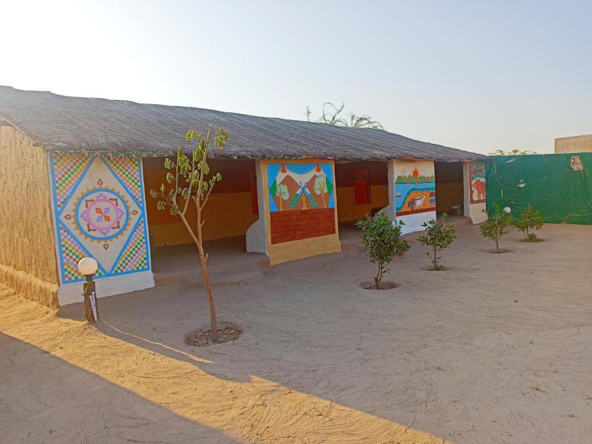 Kutir Craft Village Resort Bherandiāla Exterior foto