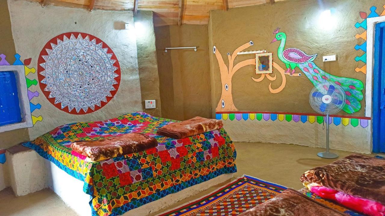 Kutir Craft Village Resort Bherandiāla Exterior foto