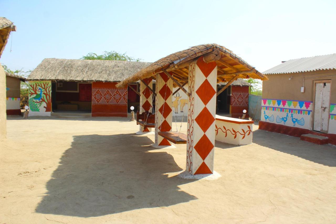 Kutir Craft Village Resort Bherandiāla Exterior foto