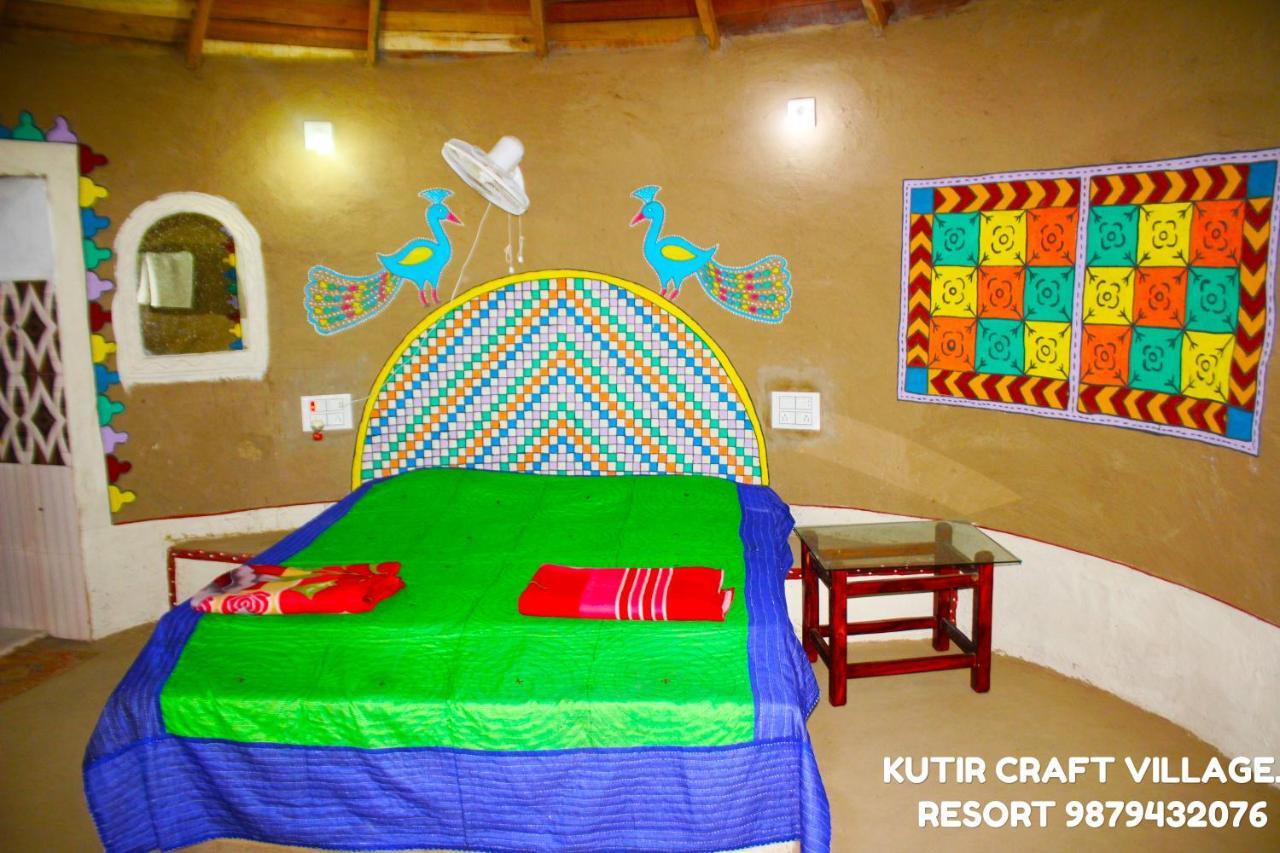 Kutir Craft Village Resort Bherandiāla Exterior foto